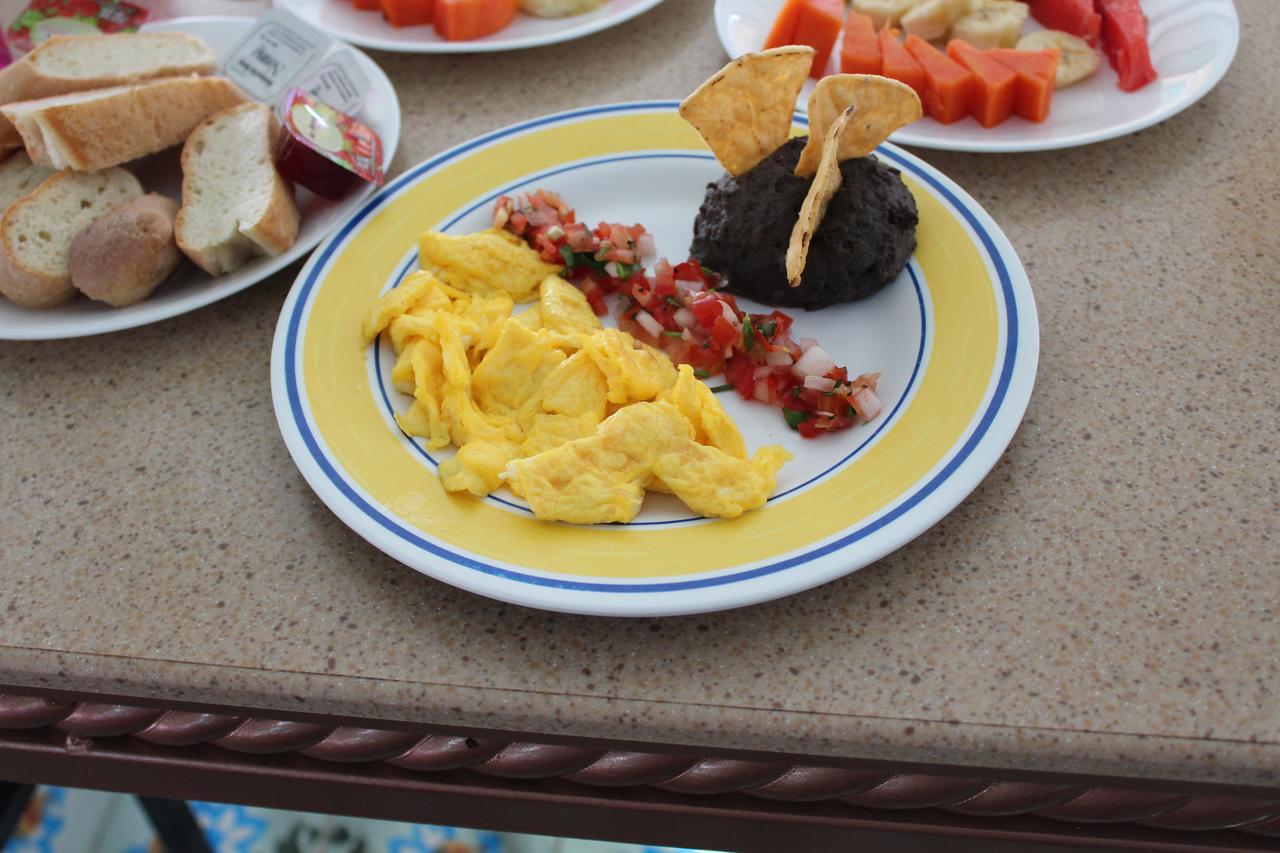Hotel Doralba Inn Chichen מראה חיצוני תמונה