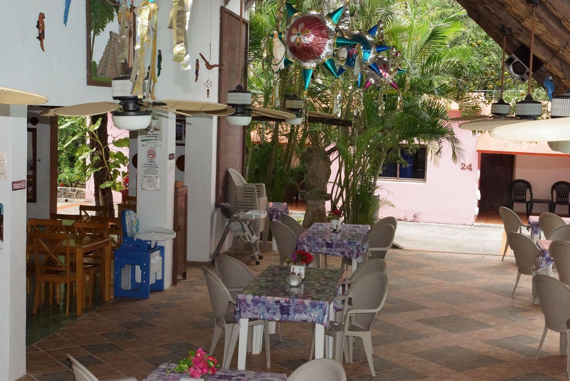 Hotel Doralba Inn Chichen מראה חיצוני תמונה