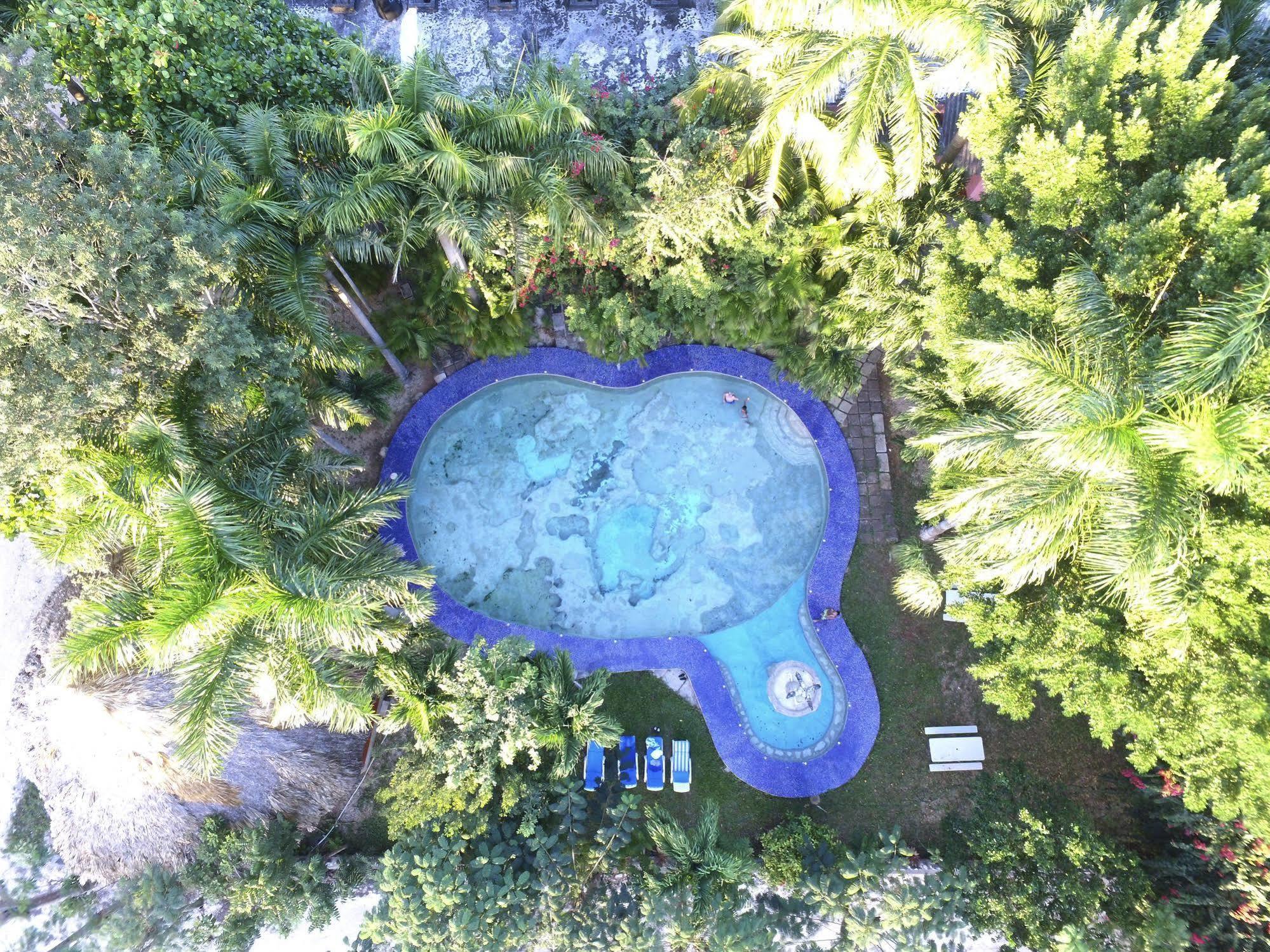 Hotel Doralba Inn Chichen מראה חיצוני תמונה